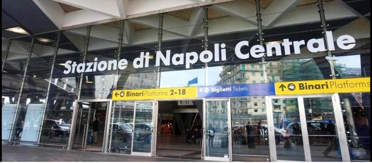 Qui Family Apartment Napoli Ngoại thất bức ảnh
