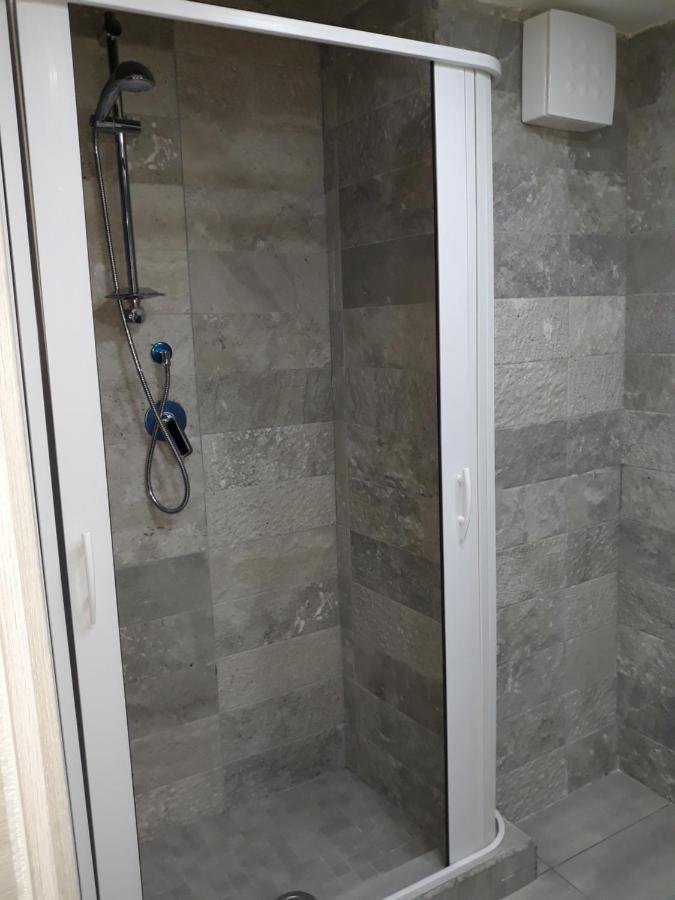 Qui Family Apartment Napoli Ngoại thất bức ảnh