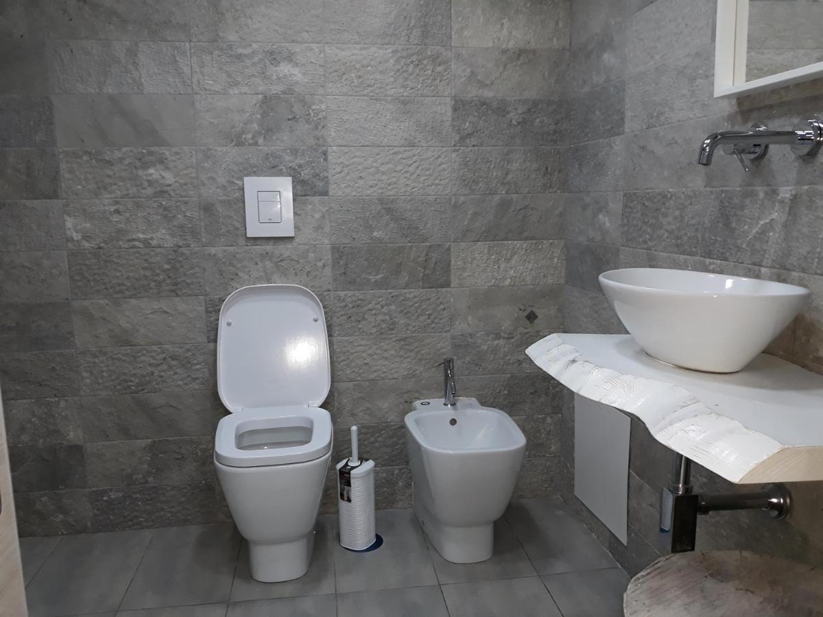 Qui Family Apartment Napoli Ngoại thất bức ảnh