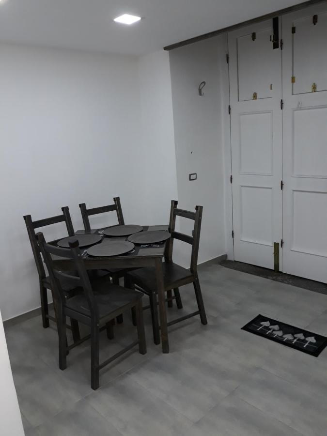 Qui Family Apartment Napoli Ngoại thất bức ảnh